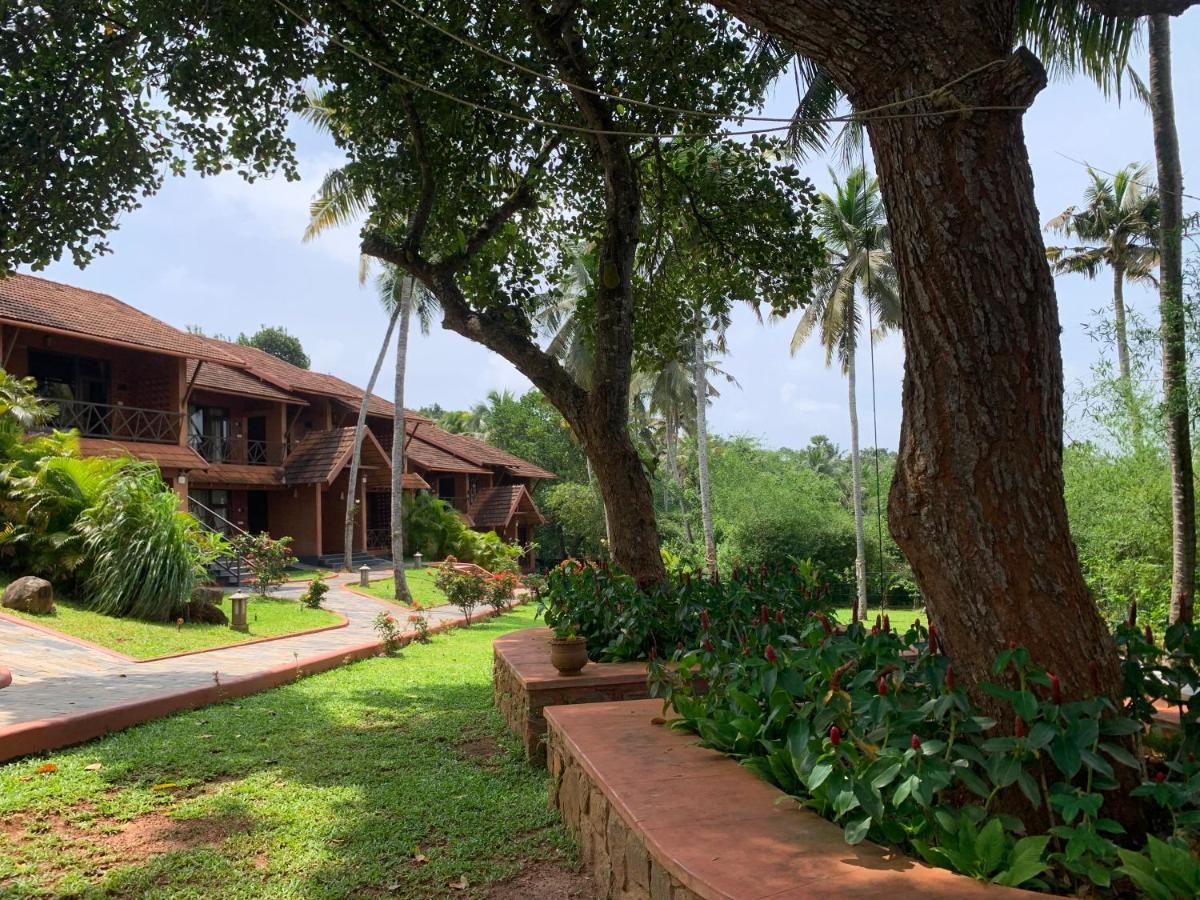 Amara Ayurveda Retreat: Eco-Living Overlooking Western Ghats Hotel Kovalam Exterior photo