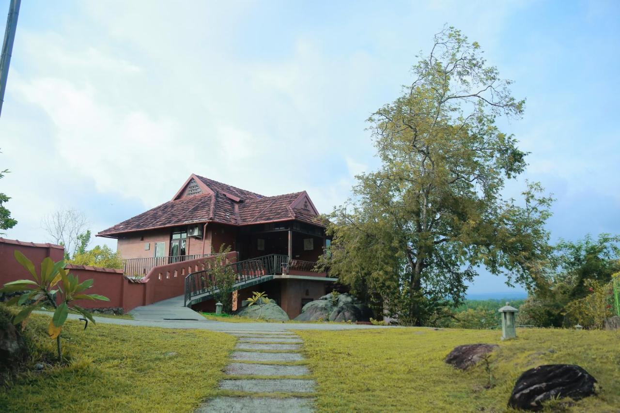 Amara Ayurveda Retreat: Eco-Living Overlooking Western Ghats Hotel Kovalam Exterior photo