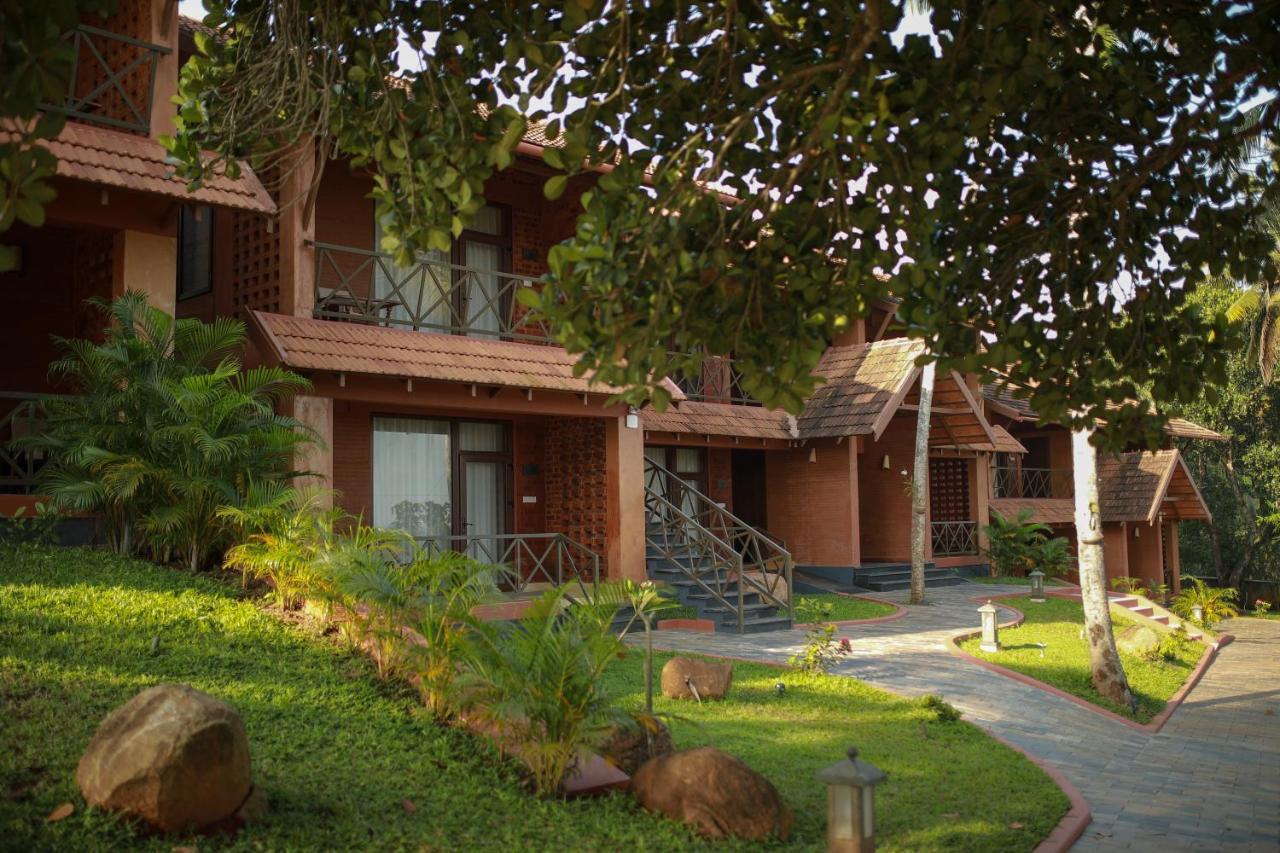 Amara Ayurveda Retreat: Eco-Living Overlooking Western Ghats Hotel Kovalam Exterior photo