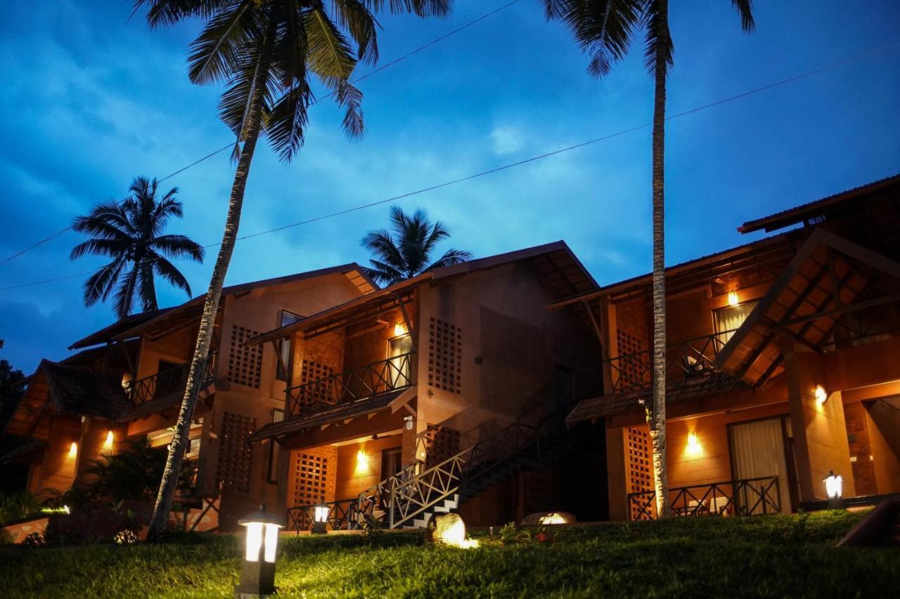 Amara Ayurveda Retreat: Eco-Living Overlooking Western Ghats Hotel Kovalam Exterior photo